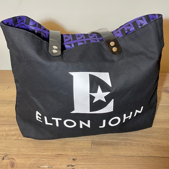 New Elton John Yellow Brick Rd VIP canvas tote new with plastic tour memorabilia - Picture 4 of 5